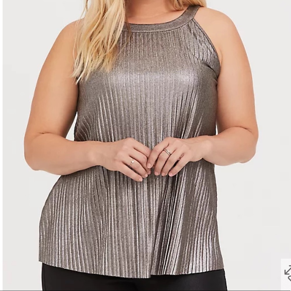 PLEATED METALLIC KNIT HIGH NECK TANK - TORRID NWT